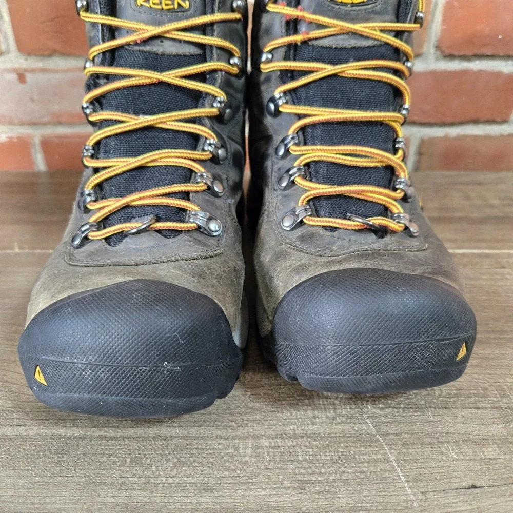 Keen Revel III Waterproof Hiking‎ Boots Mens 10 Leather Thermal Boots